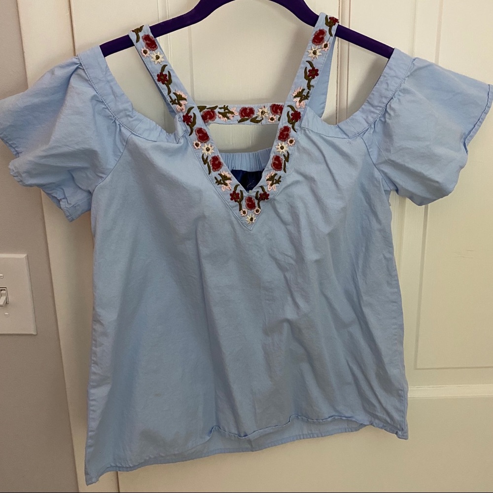 Blue Rain blouse - with flower detail